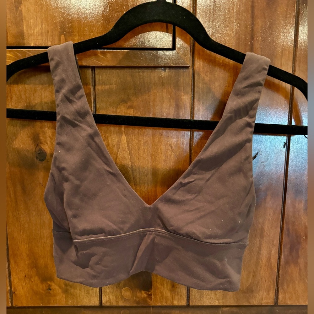 🤎 Lululemon Align v-neck bra, size 4